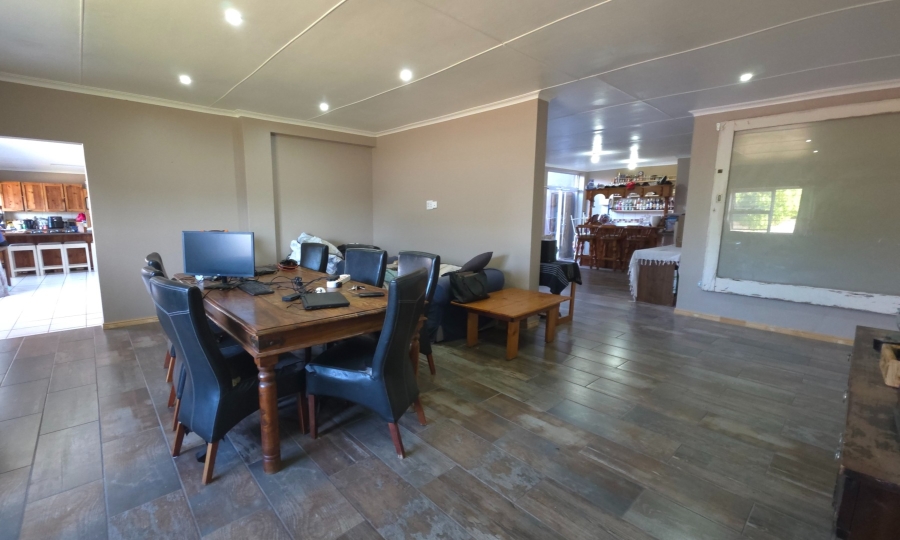 6 Bedroom Property for Sale in Bluewater Bay Western Cape